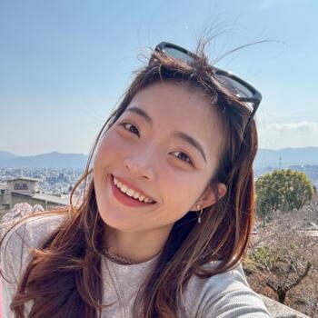 位於台北市的臨時保母: Olga