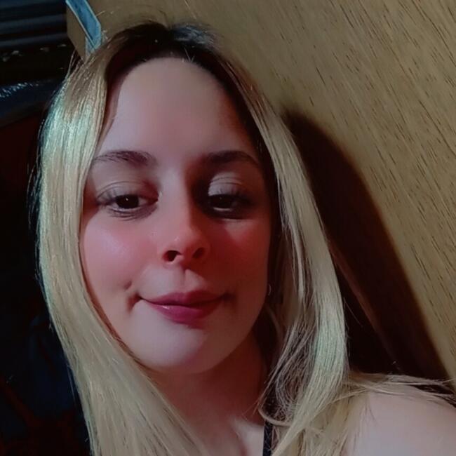 Niñera en Martín Fierro: Milagros Azul