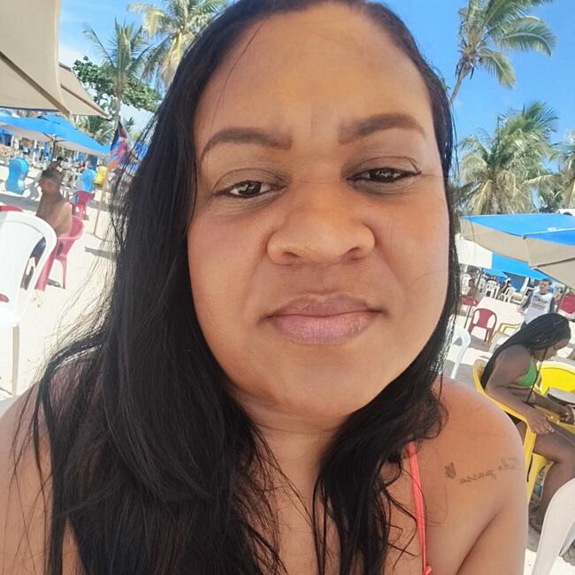 Babysitter in Salvador: Lucilene