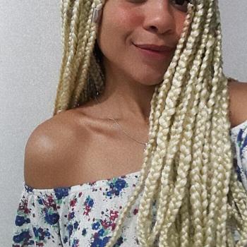 Babá Londrina: Naiely Thais Gonçalves