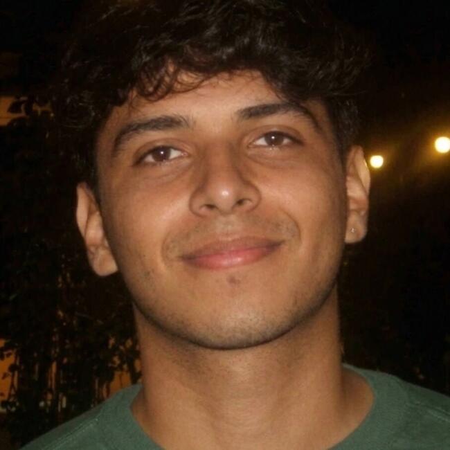 Babá em São Luís: João