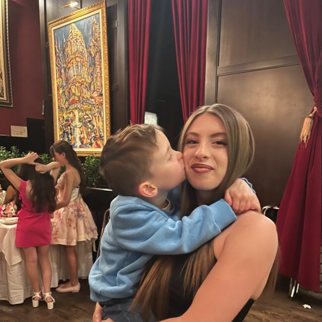 Babysitter in Saint-Constant: Kamelia