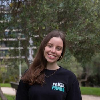 Babysitter em Lisboa: Mariana