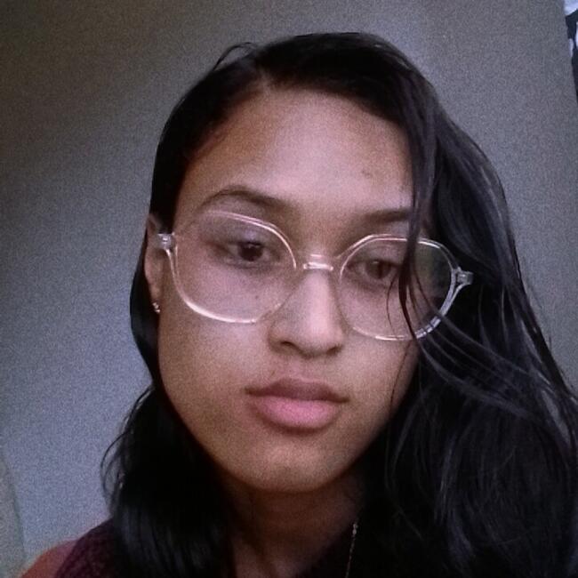 Babysitter in East London: Ash-Li