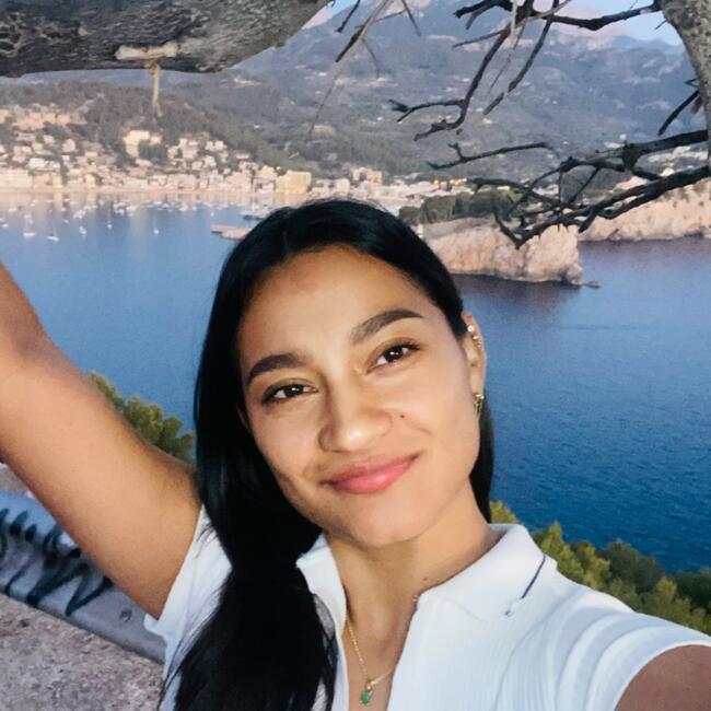 Babysitter in Palma: Monica durango