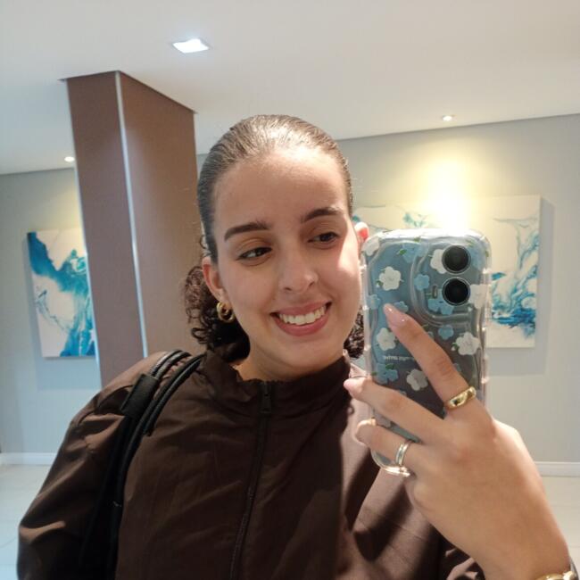 Babysitter in São Paulo: Julia