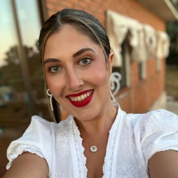 Canguro en Leganés: María de los Ángeles