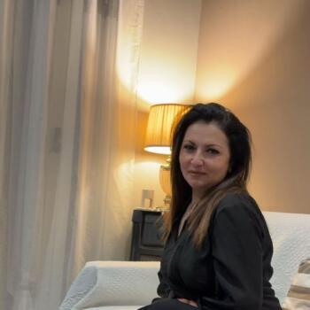 Babysitter Naples: Ester