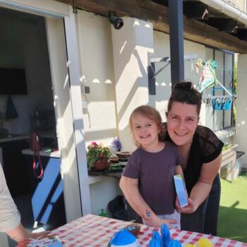 Job de garde d'enfants à Calvisson: emploi de baby-sitting Jennyfer