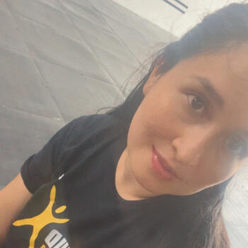 Babysitter in Sabadell: LAURA DANIELA