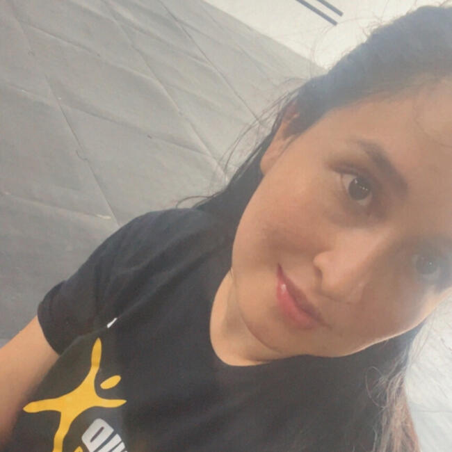 Babysitter in Sabadell: LAURA DANIELA