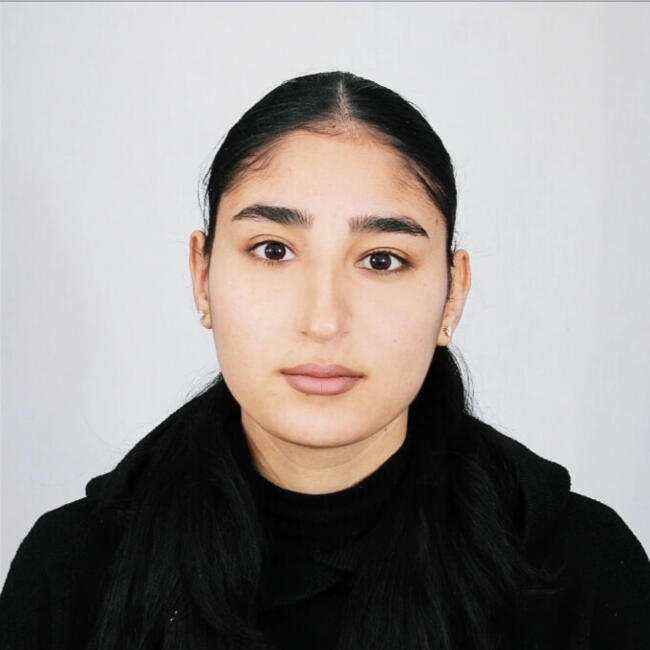 Babysitter in Rabat: Hassna