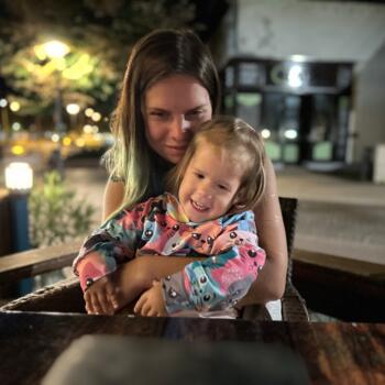 Δουλειά για babysitter στην περιοχή Βουδαπέστη: δουλειά φύλαξης παιδιών Nikky