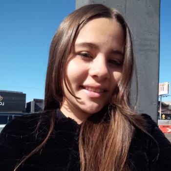 Babysitter Sarandi: Natasha