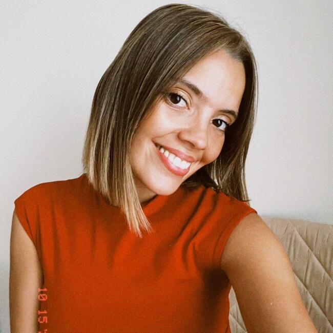 Babysitter em Estreito de Câmara de Lobos: Margarida