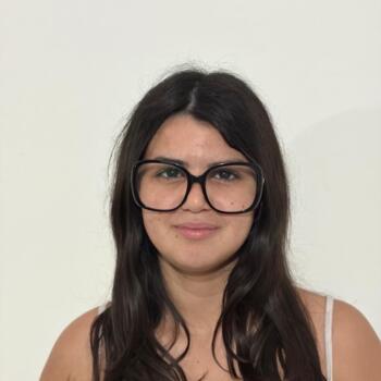 Nanny in Icod de los Vinos: Nuhaila