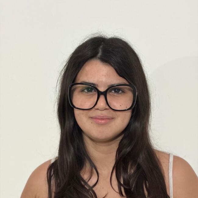 Nanny in Icod de los Vinos: Nuhaila