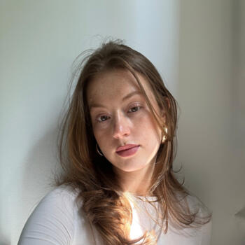 Babysitter in Porto: Lara