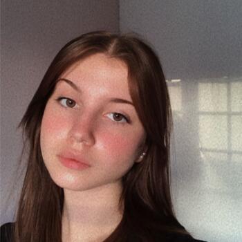 Baby-sitter in Dijon: Léane
