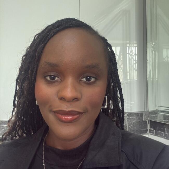 Babysitter in eManzimtoti: Nadine