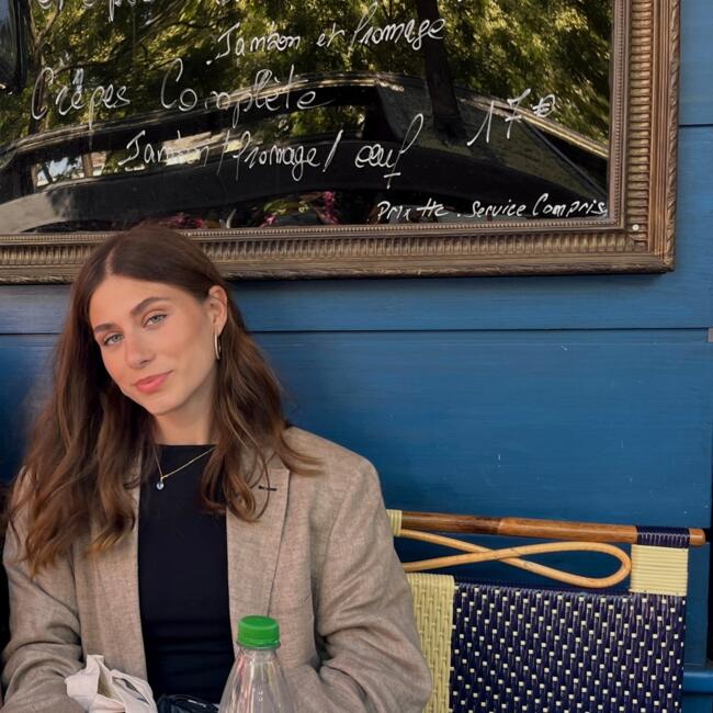 Babysitter in Madrid: Elena