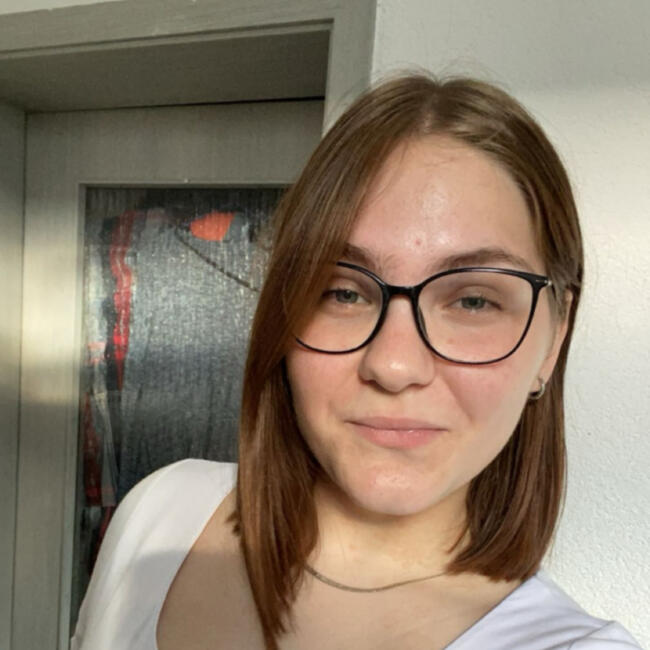 Babysitter in Vöhringen: Laura