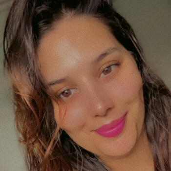 Babysitter Joinville: Hanaa