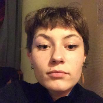 Babysitter in Angoulême: Alix