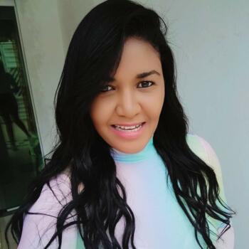 Babysitter em Barreiro: Amanda