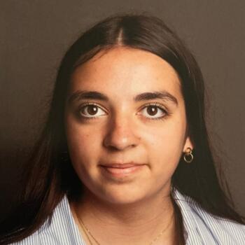 Babysitter in Bazouges-la-Pérouse: Valentine