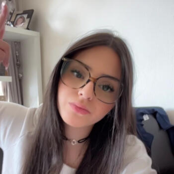 Babysitter in Châtillon: Alissa
