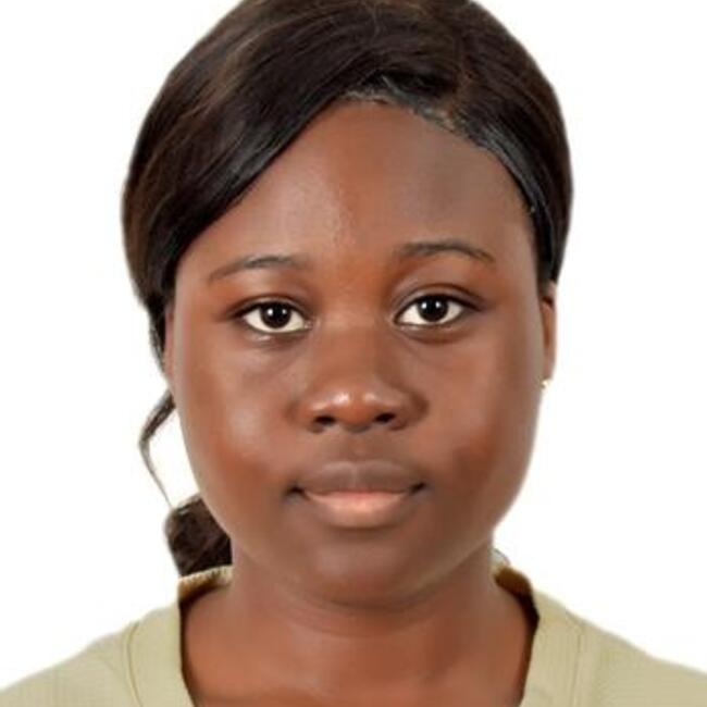 Babysitter in Méry-sur-Oise: Lydeh