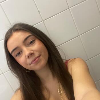 Babysitter in Mérignac: Lina