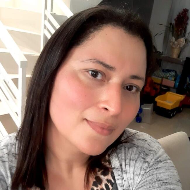 Babysitter in Barueri: Lilian