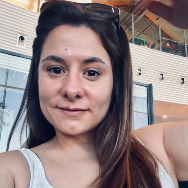 Babysitter in Belluno: Dorina