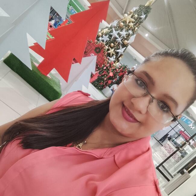 Babysitter in Bugaba: Ruth Elisa