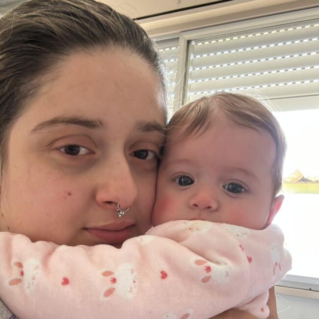 Babysitting job in Caxias do Sul: Paula
