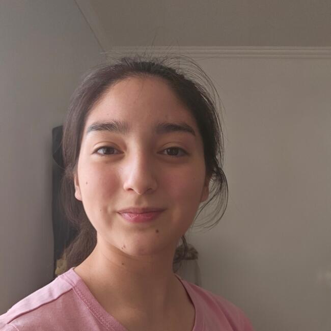 Babysitter in San Fernando: Amelia