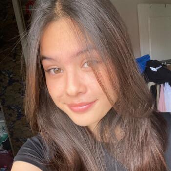 Babysitter in Alençon: Chloé