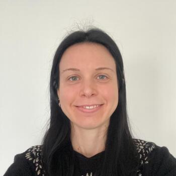 Babysitter Curtatone: Sara