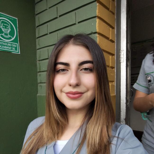 Babysitter in Calvià: Lina