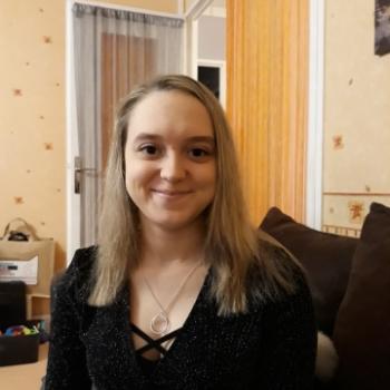 Baby-sitter Mont-Saint-Aignan: Sarah