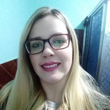 Babá em Balneário Camboriú: Tais