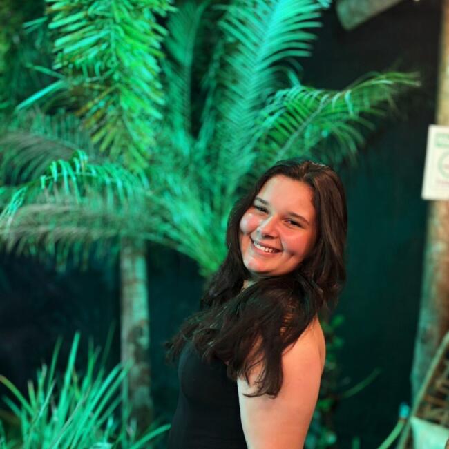 Emprego de babá em Divinópolis: Letícia