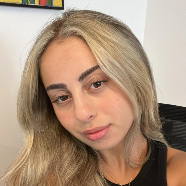 Lefkoşa bölgesinde bebek bakıcısı: Eleonora