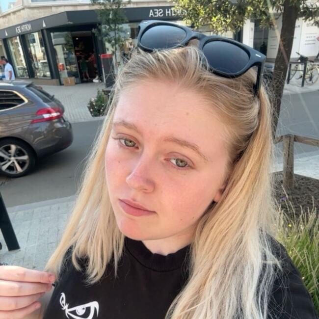 Babysitter in Soignies: Oréanne