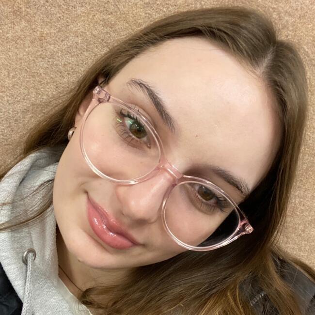 Babysitter in Melbourne: Lily