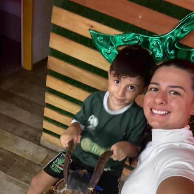 Babysitting job in São Paulo: Monique