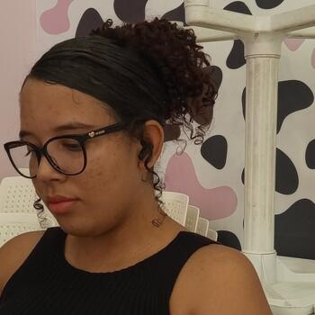 Babá em Vera Cruz (Vera Cruz): Maria