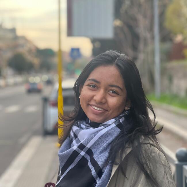 Babysitter a Roma: Nusrat